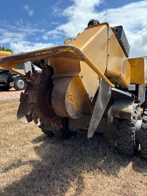 2022 Vermeer SC382 Stump Grinder Chippers and Grinder image 4
