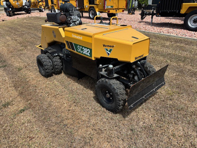 2022 Vermeer SC382 Stump Grinder Chippers and Grinder image 8
