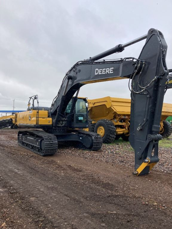 2022 John Deere E380-II Excavator image 6