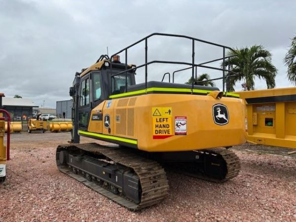 2022 John Deere E260-II Excavator image 2