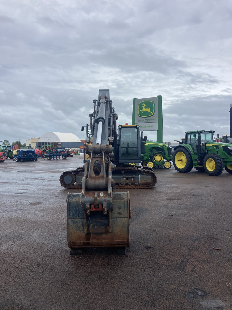 2020 John Deere E210-II Excavator image 7
