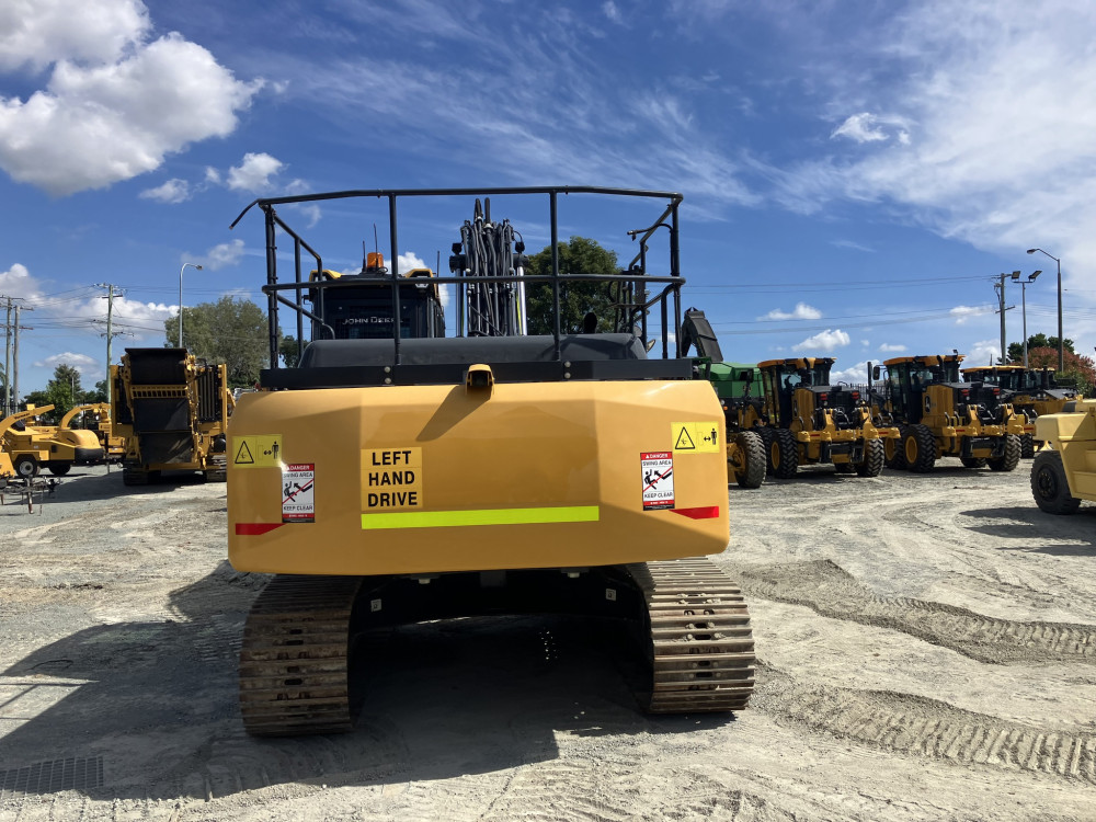 2021 John Deere E210-II Excavator image 3