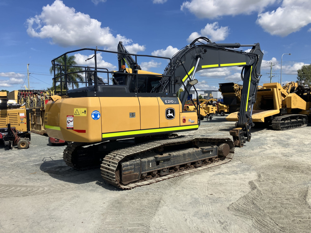 2021 John Deere E210-II Excavator image 4