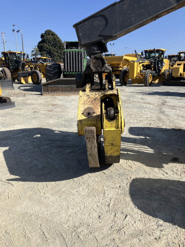 2020 John Deere 768L-II Skidder image 8