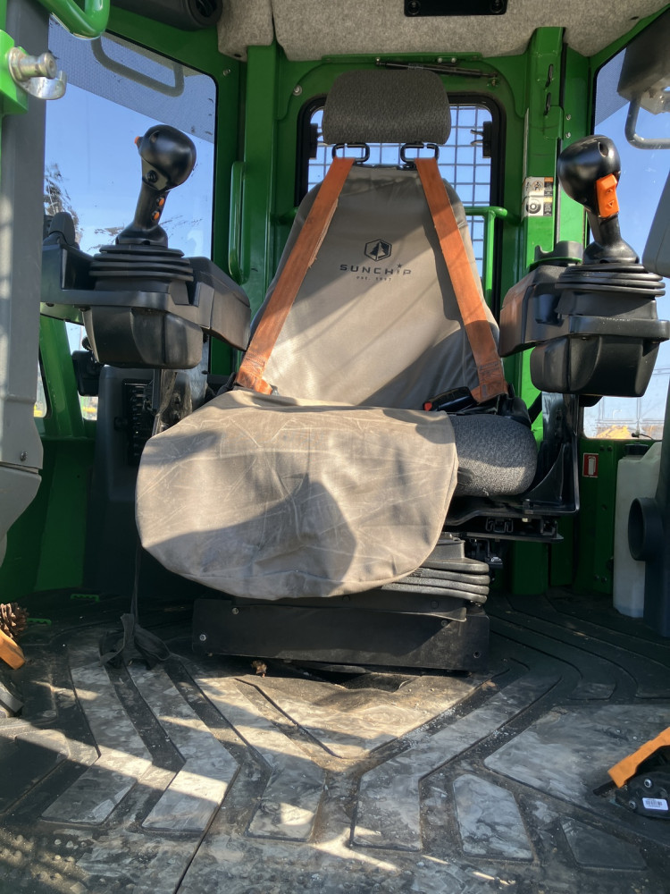 2020 John Deere 768L-II Skidder image 14