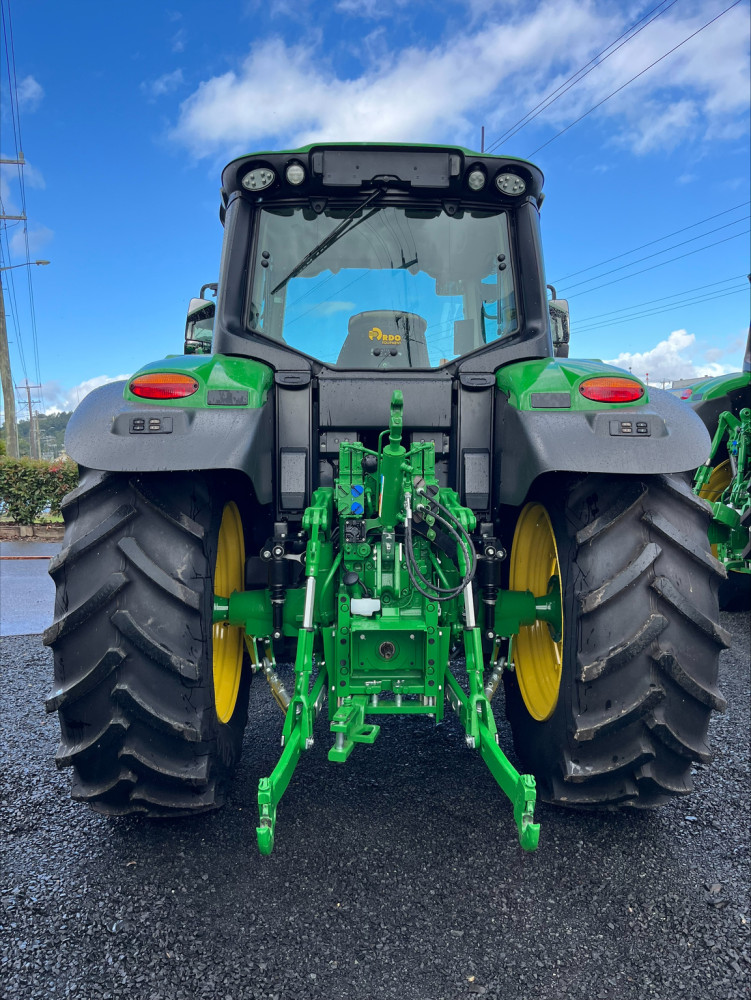 2025 John Deere 6M 125 Utility Tractor image 4