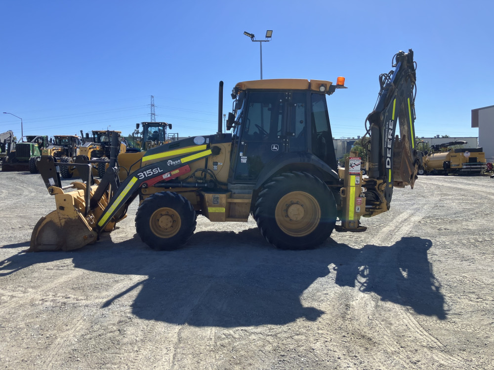 2018 John Deere 315SL Backhoe Loader image 2