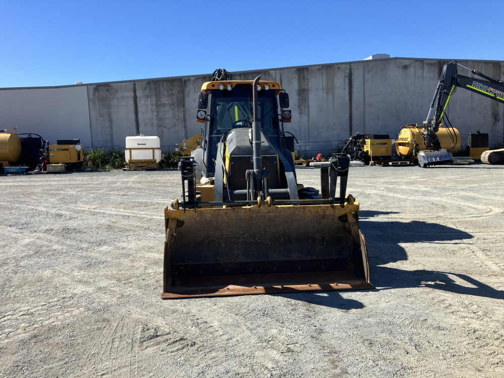 2018 John Deere 315SL Backhoe Loader image 7