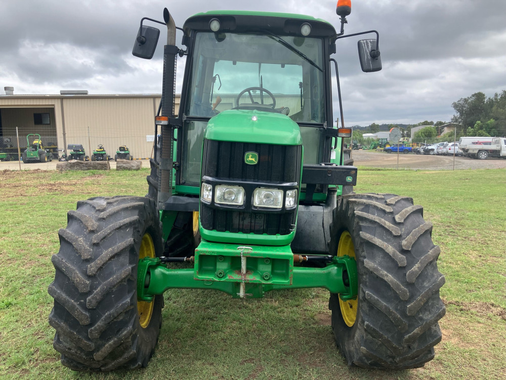 2012 John Deere 6330 Row Crop Tractor image 5