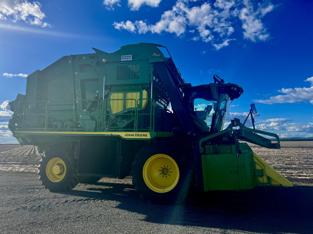 2021 John Deere CP770 Cotton Picker image 3