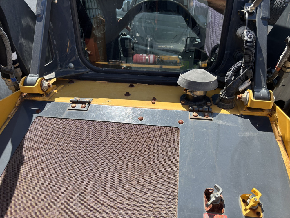 2021 John Deere 317G Compact Track Loader image 8